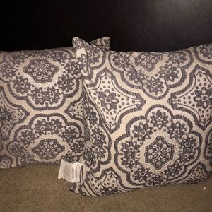 Throw pillows